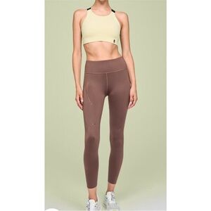On Cloud Running Performance Tights Women’s Size X-Large In Mauve Pink